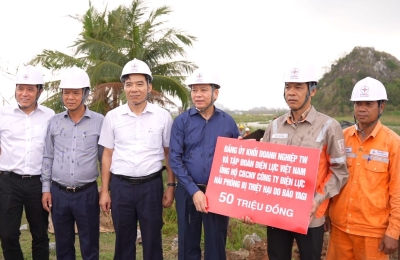 Đoàn công tác của Đảng uỷ Khối Doanh nghiệp Trung ương và EVN thăm, động viên CBCNV Công ty Điện lực Hải Phòng